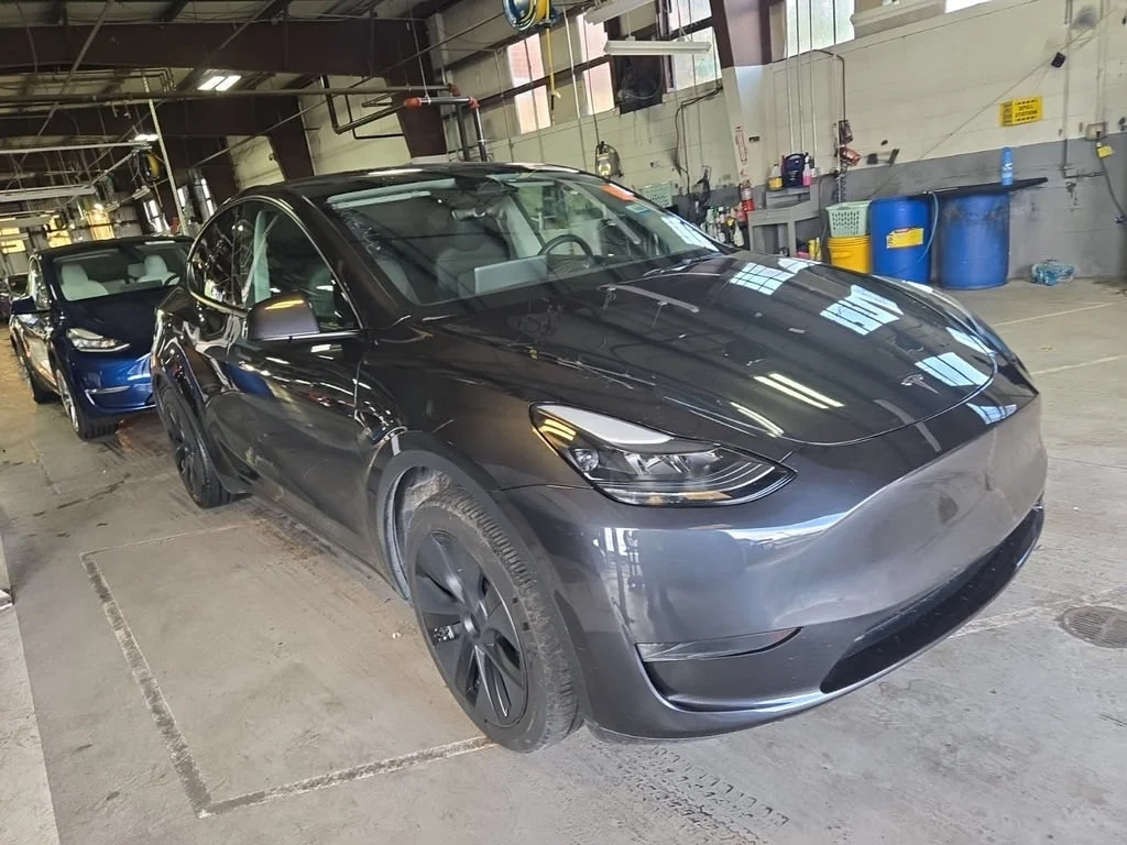 Used 2024 Gray Tesla Long Range image 3