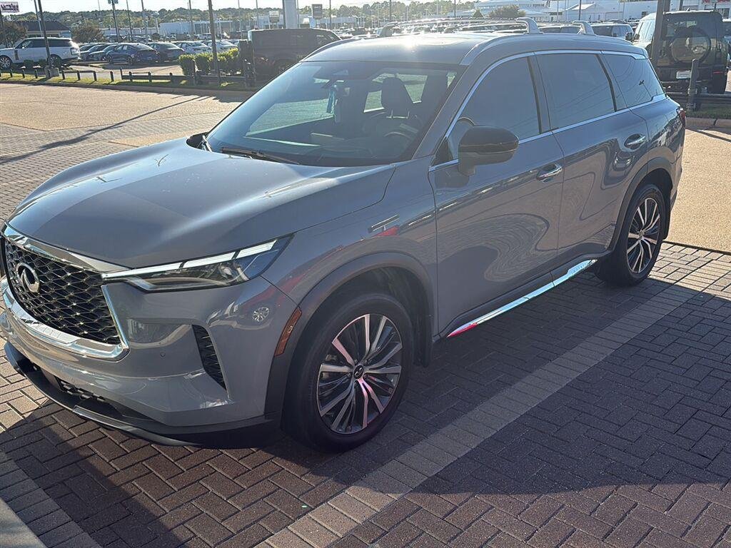 Used 2025 GRAY INFINITI SENSORY image 1