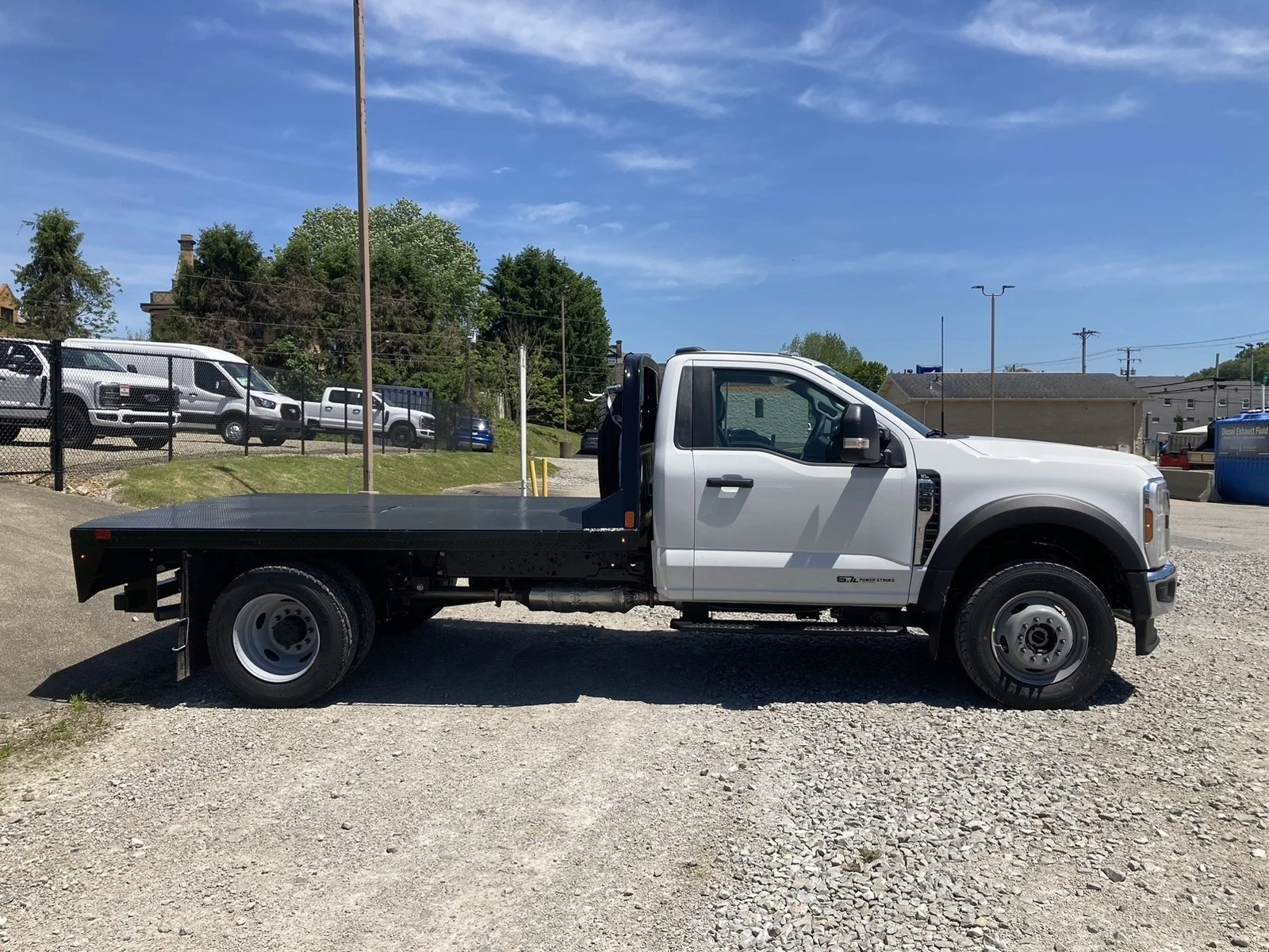 New 2026 Oxford White Ford F-600® XL image 3