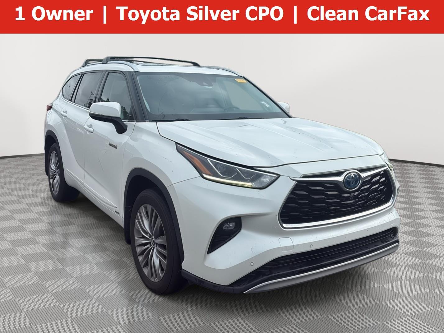 Used 2020 Blizzard Pearl Toyota Platinum image 1