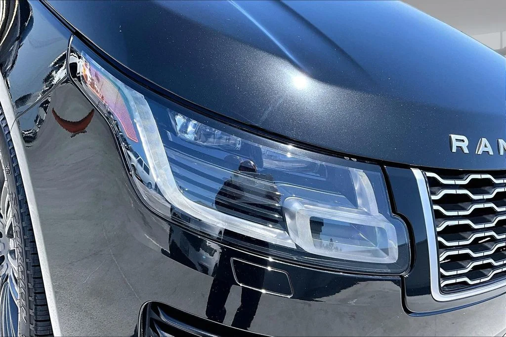 Used 2019 Black Land Rover 5.0L V8 Supercharged image 30