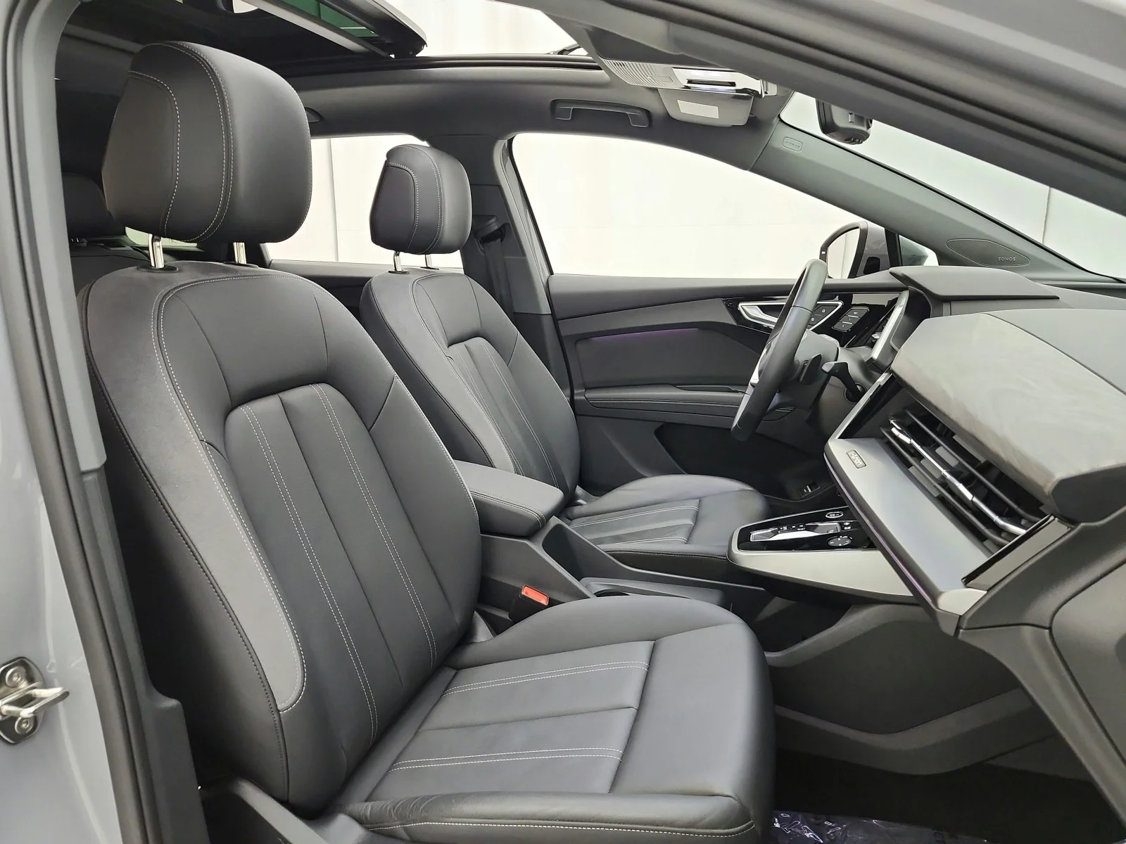 Used 2025 Pebble Gray Audi Premium Plus 55 quattro image 19