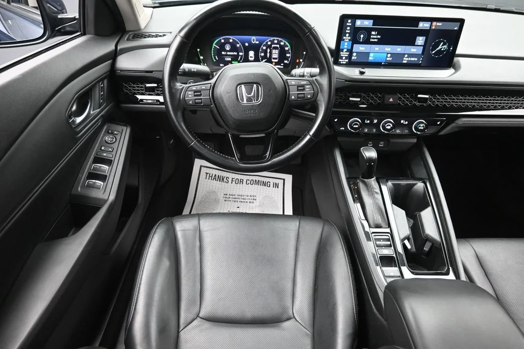 Used 2024 Blue Honda EX-L image 15