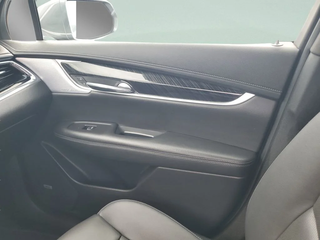 Used 2020 SATIN STEEL METALLIC Cadillac AWD Premium Luxury image 13