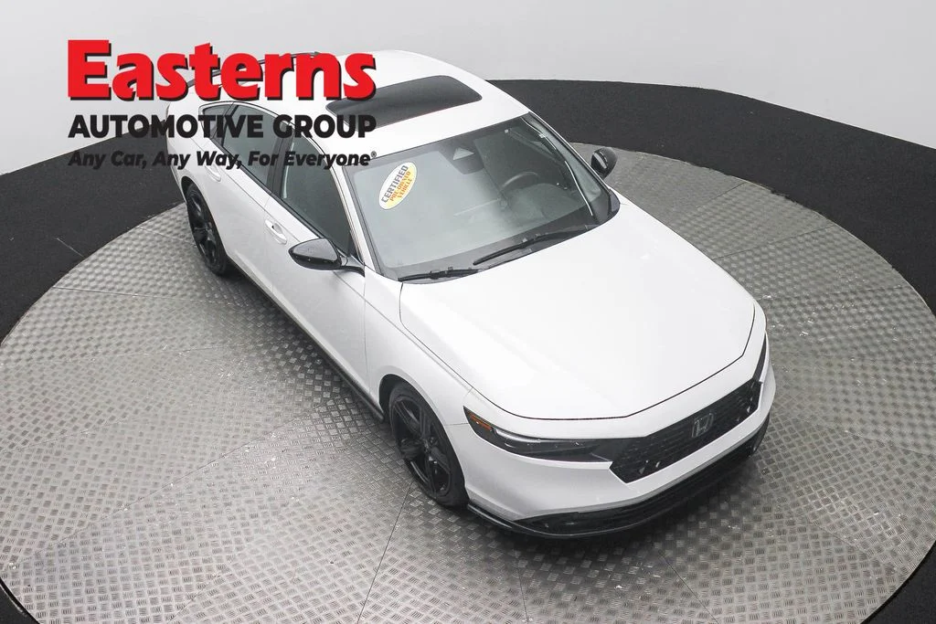 Used 2024 White Honda Sport image 3