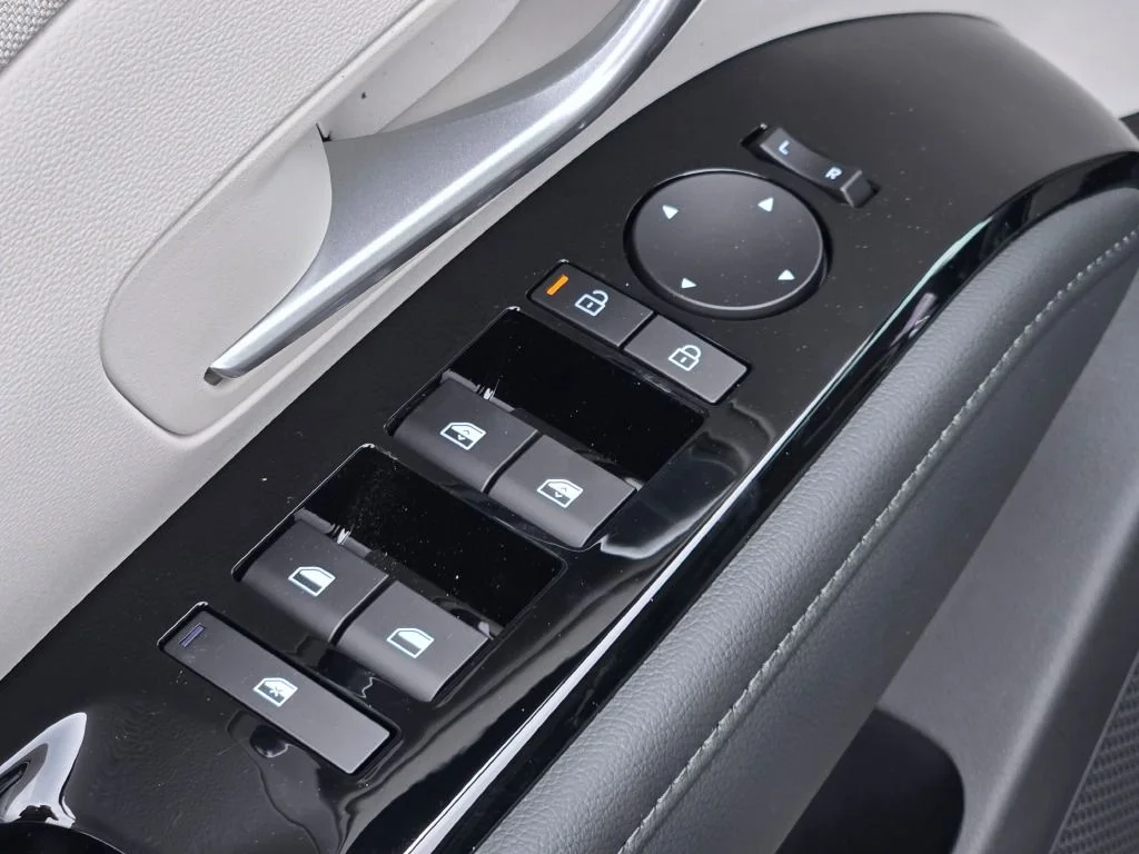 New 2026 Gray Hyundai Limited image 21