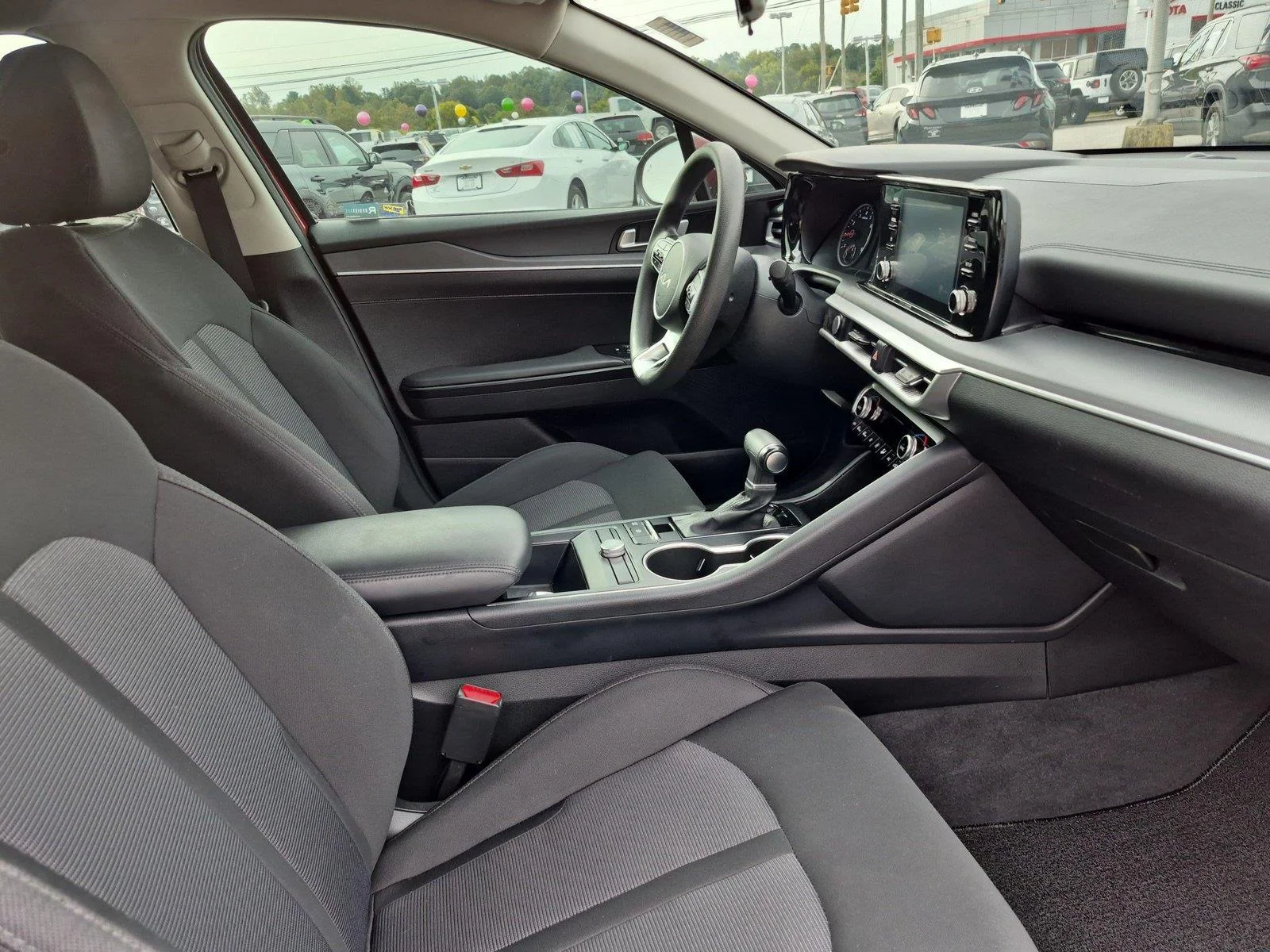 Used 2022 Passion Red Kia LXS image 35