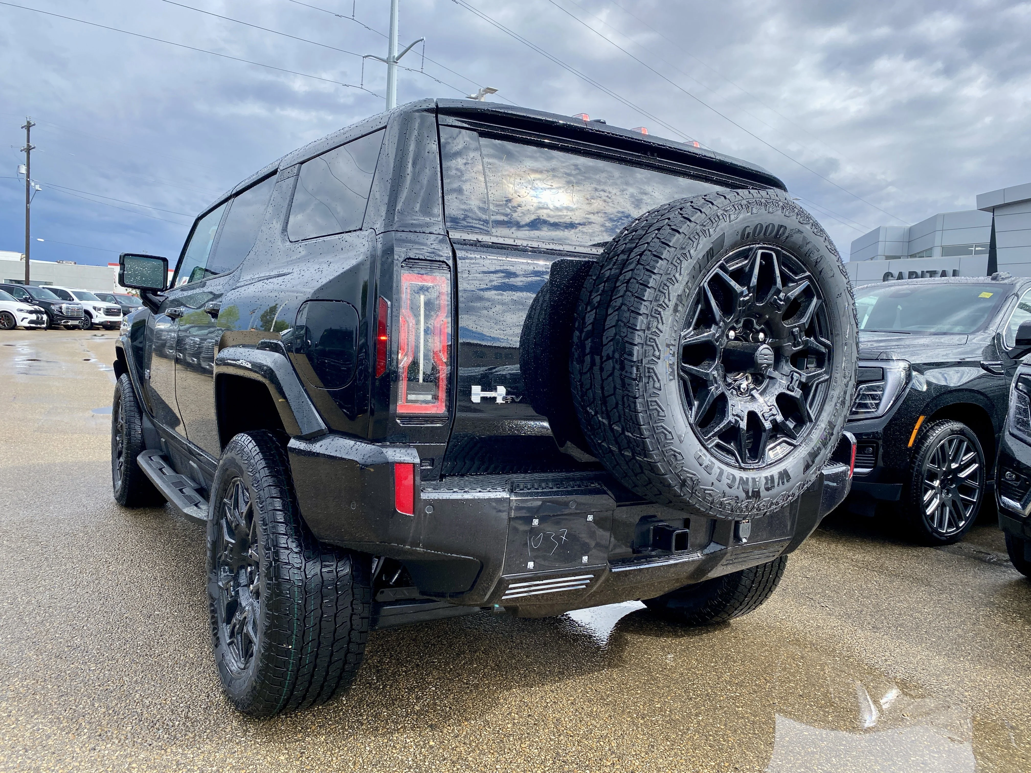 New 2026 VOID BLACK GMC 2X image 4