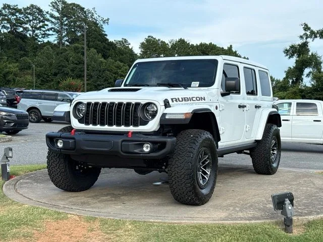 New 2026 Bright White Clearcoat Jeep Rubicon X image 4