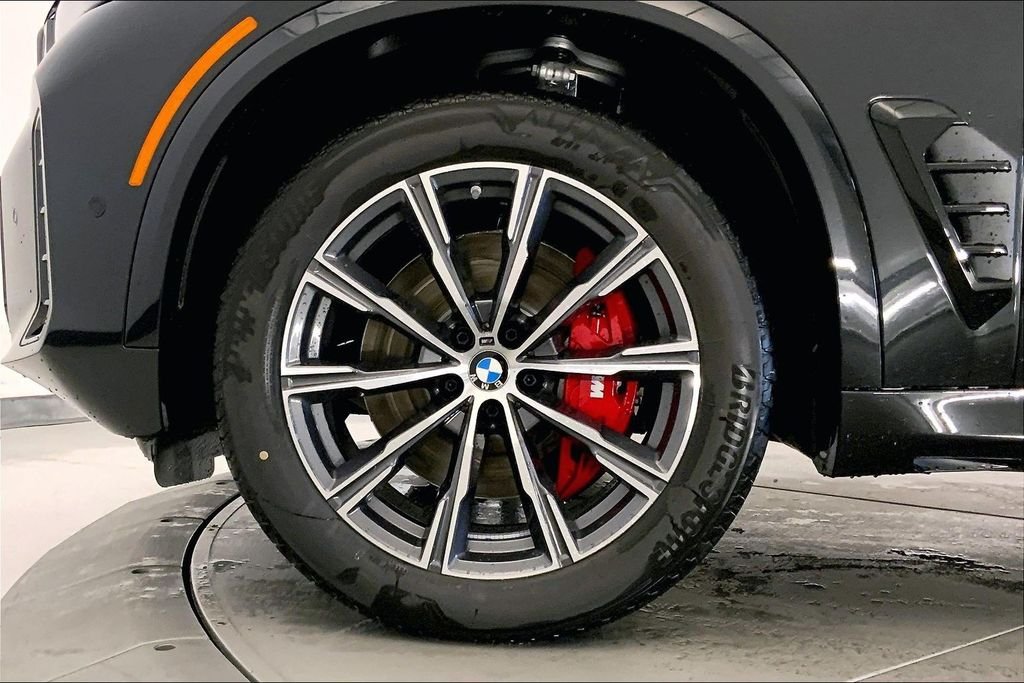 New 2026 Black Sapphire Metallic BMW  image 9