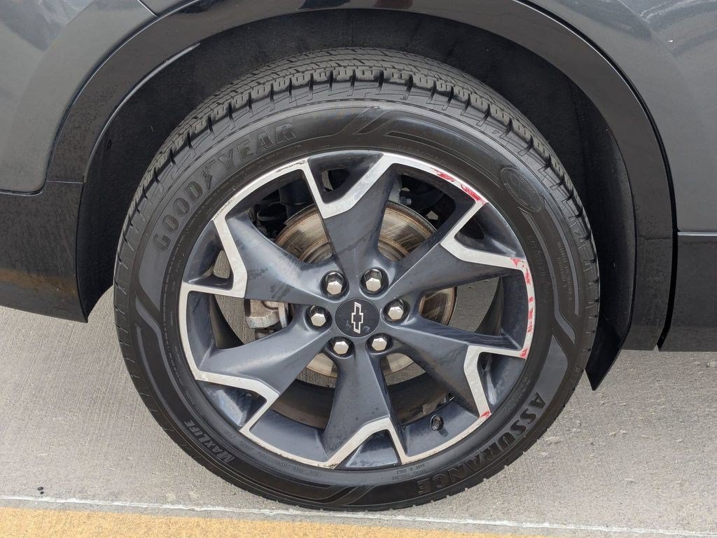 Used 2020 NIGHTFALL GRAY METALLIC Chevrolet RS image 13