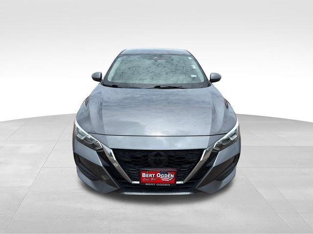 Used 2022 Gray Nissan S image 2