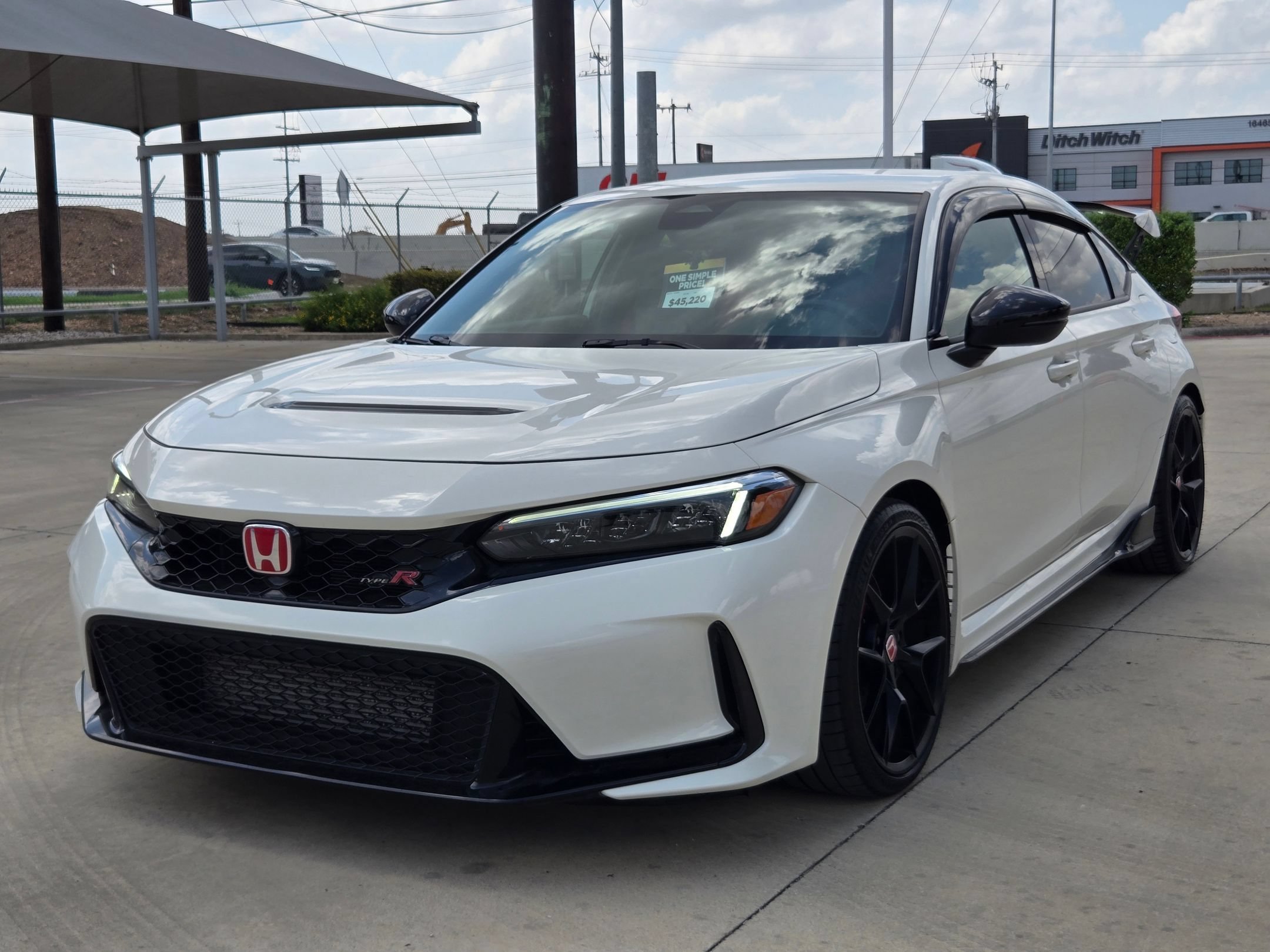 Used 2024 White Honda TYPE R image 3