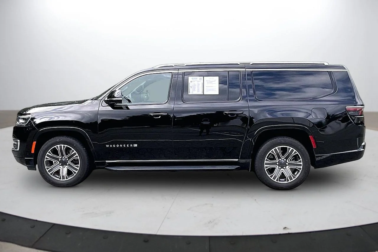 Used 2024 Black Jeep Series II image 5