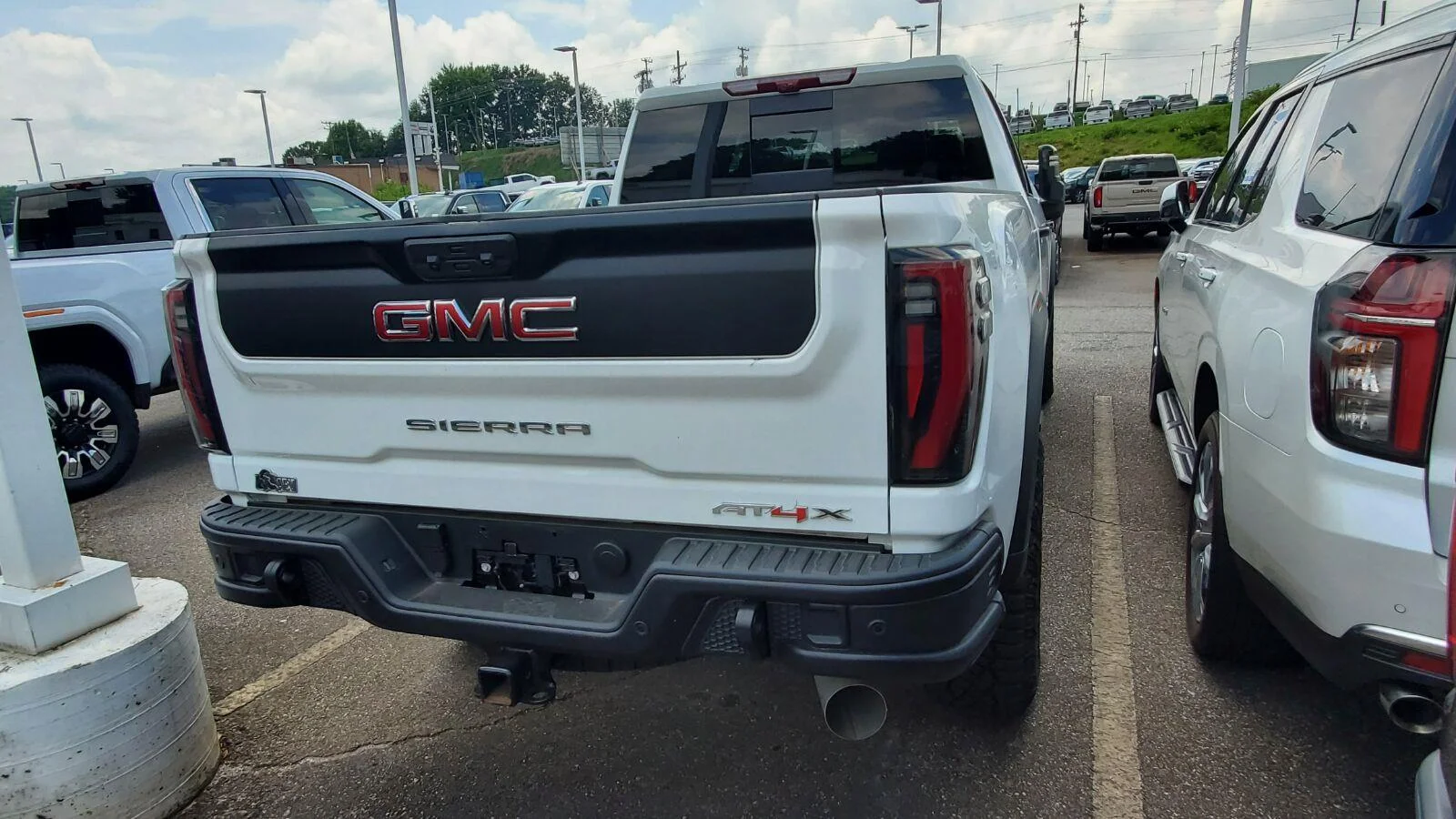 Used 2025 Summit White GMC AT4X image 9