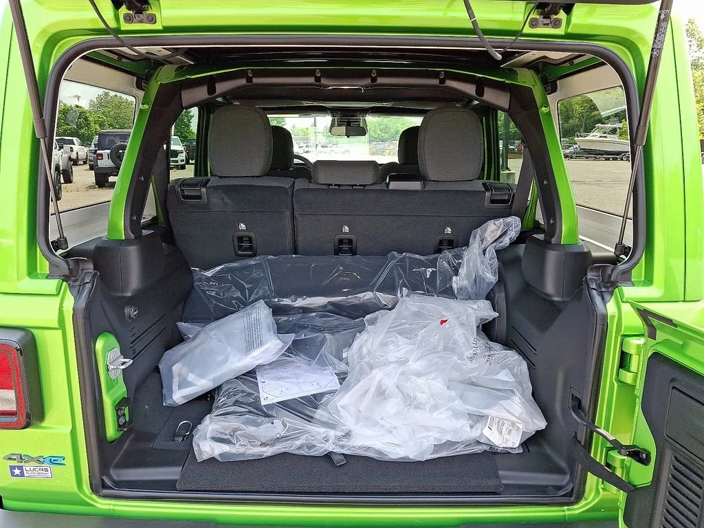 New 2025 Mojito Clearcoat Jeep Sport S image 21