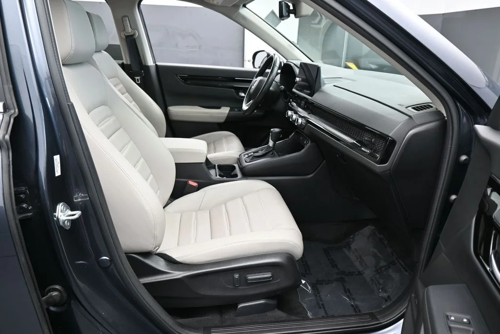 Used 2025 Gray Honda EX-L image 39