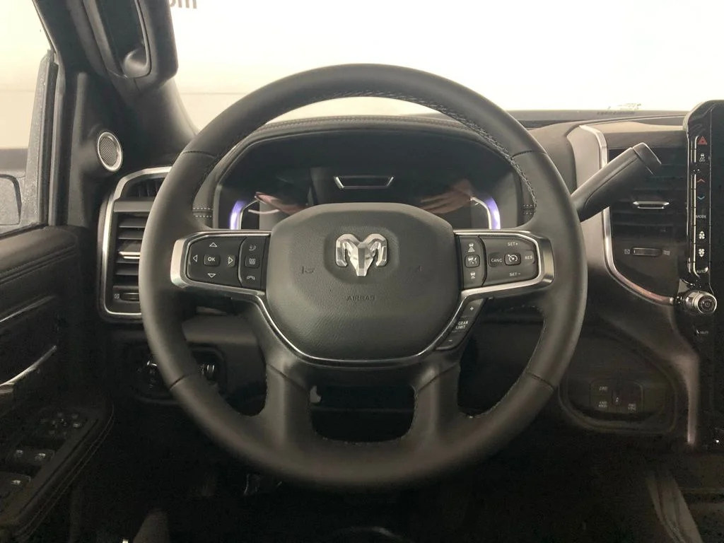 2026 RAM 2500 Laramie - Photo 9