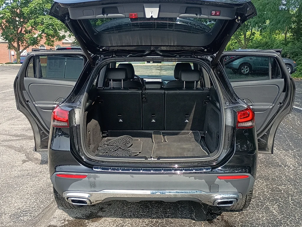 Used 2021 Night Black Mercedes-Benz GLA 250 4MATIC® image 14