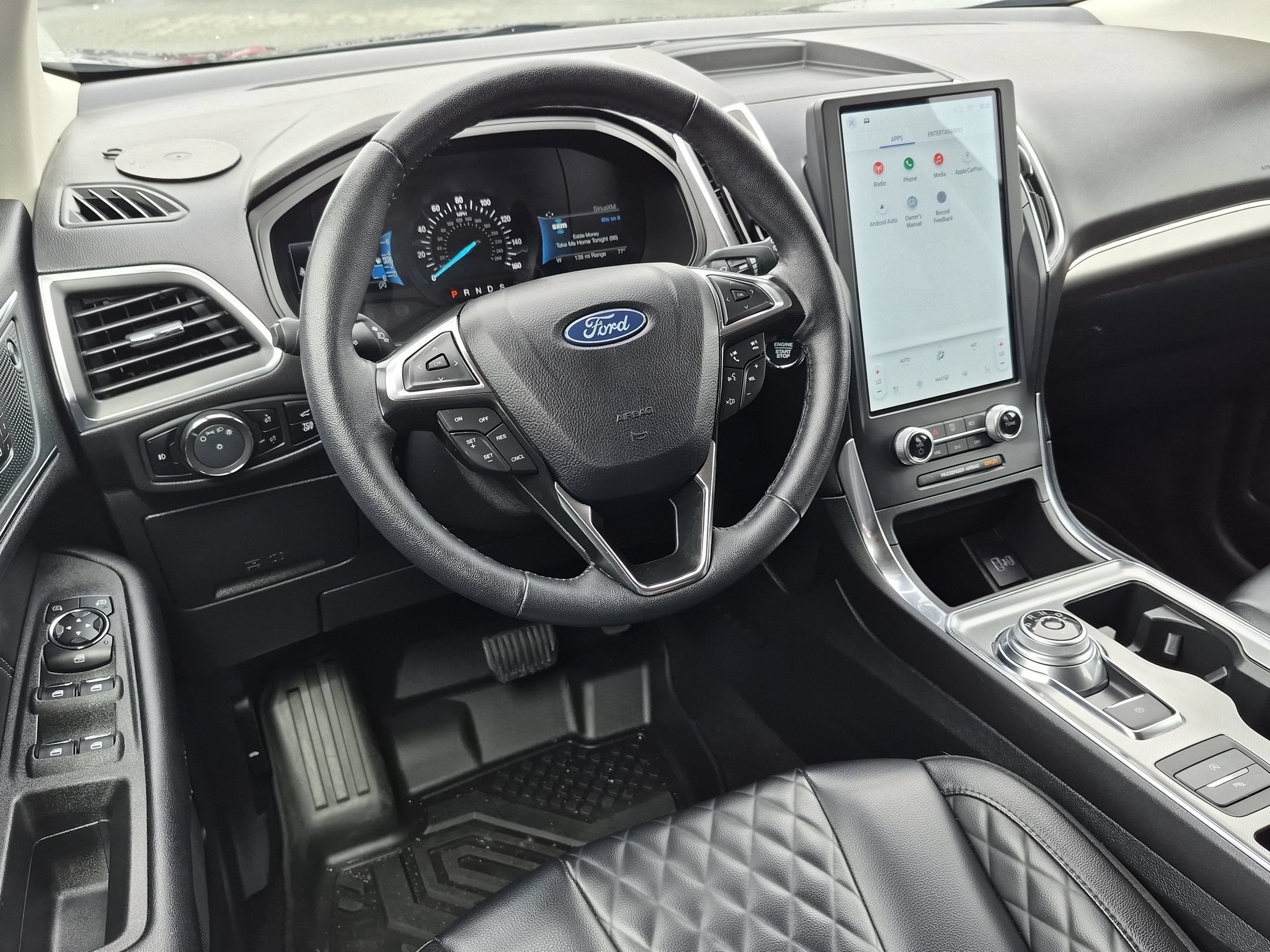 Used 2024  Ford Titanium image 29