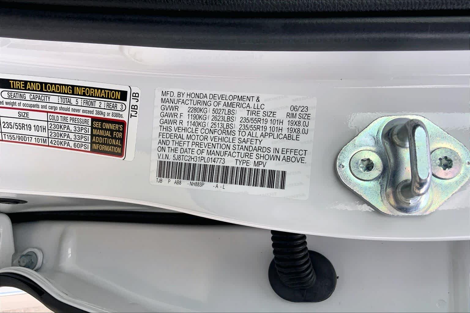 Used 2023 Platinum White Pearl Acura  image 37