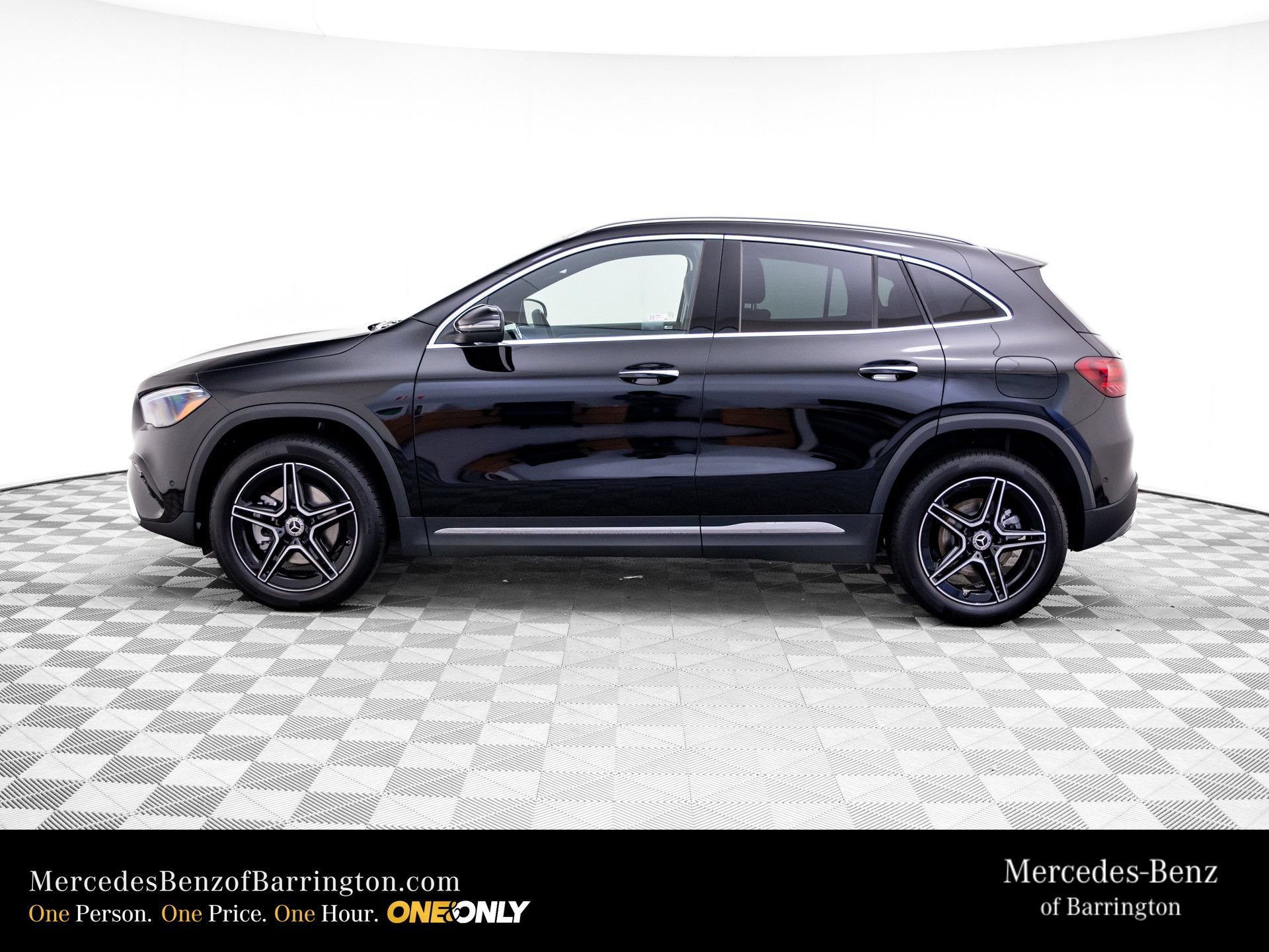 New 2026 Night Black Mercedes-Benz GLA 250 image 43