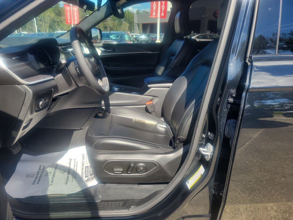 Used 2025 Black Jeep Limited image 16