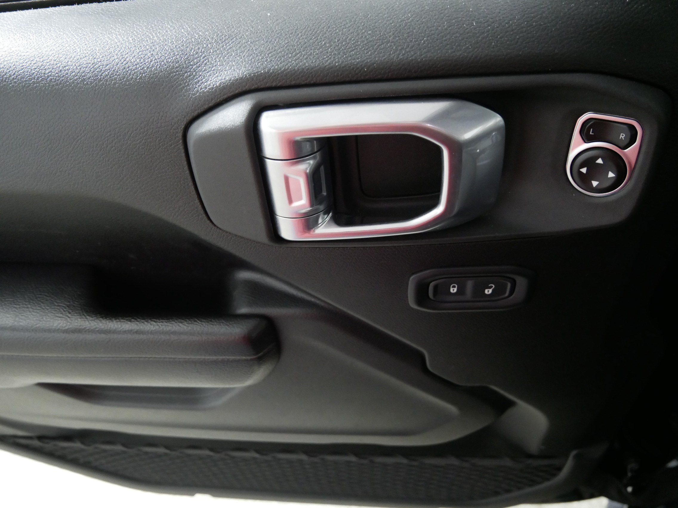 2024 Jeep Wrangler 4-Door Rubicon - Photo 19
