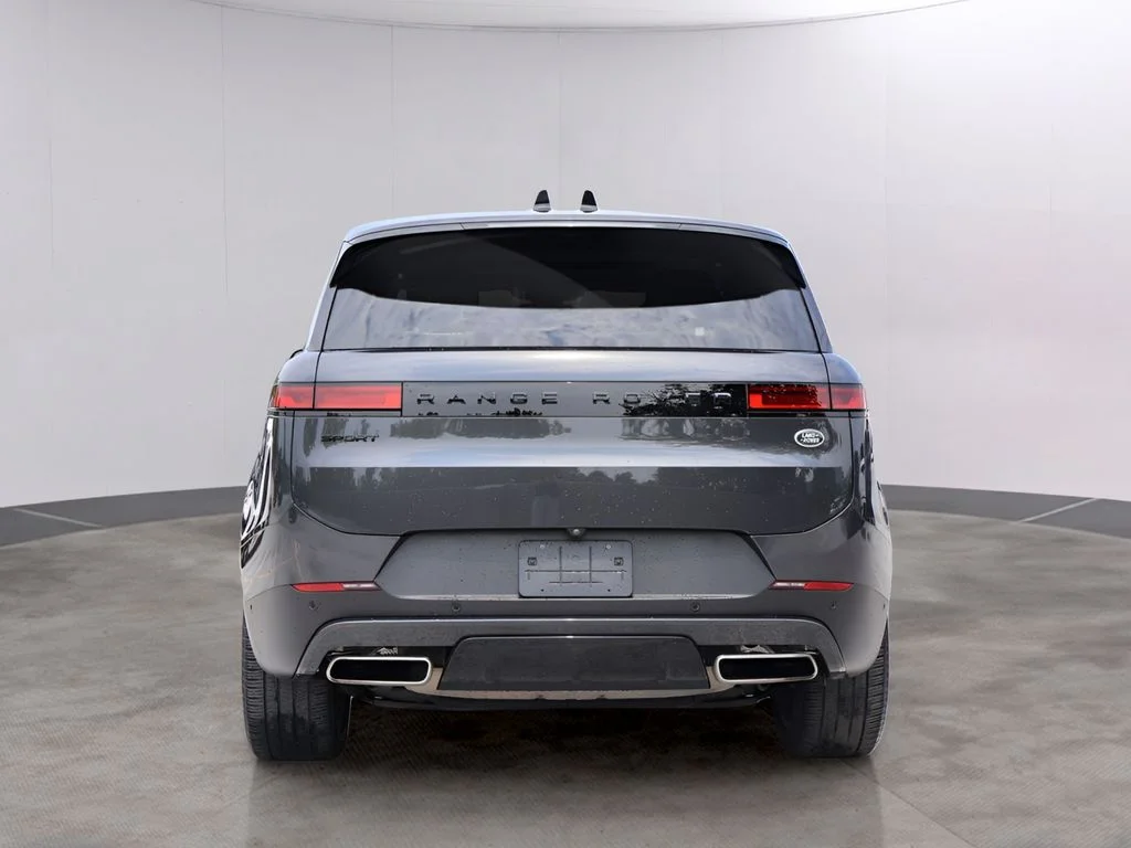 Used 2023 Carpathian Gray Premium Metallic Land Rover SE image 6