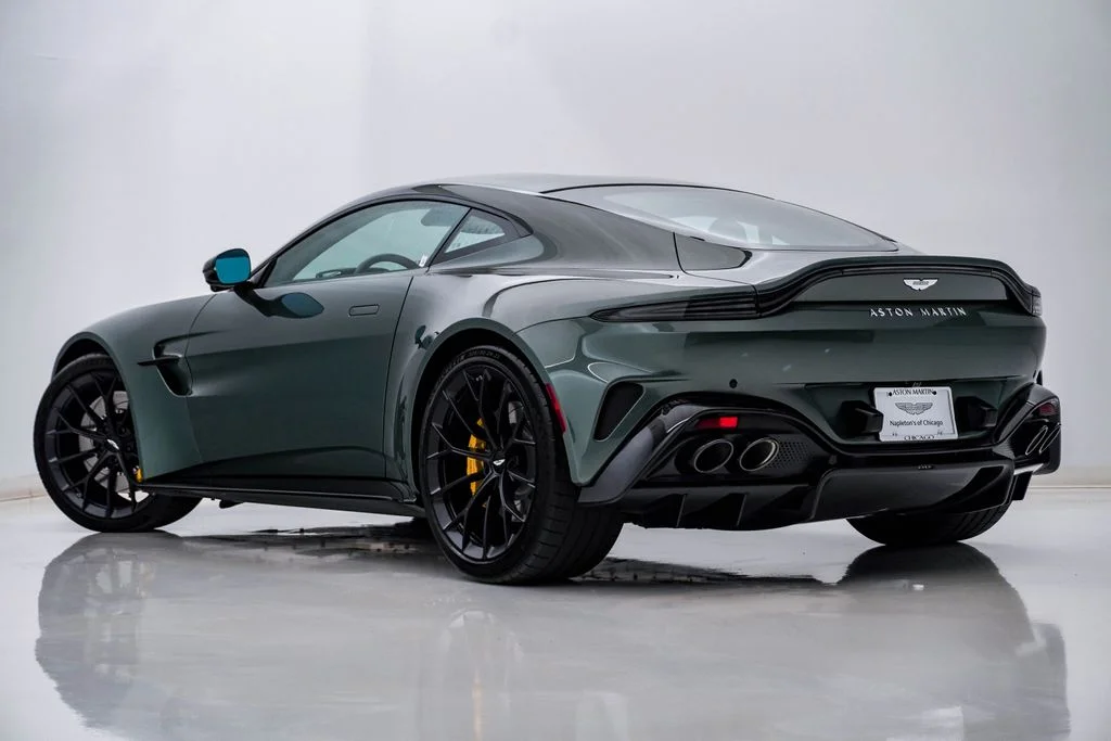 Used 2025 Q Chiltern Green Aston Martin Coupe image 8