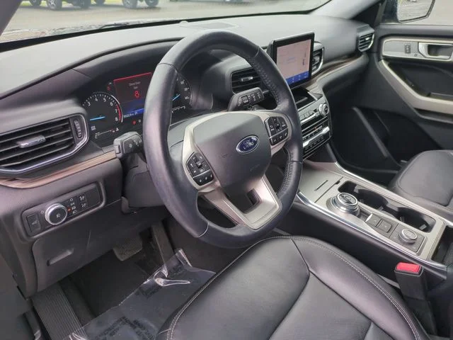 Used 2021 Gray Ford Limited image 16