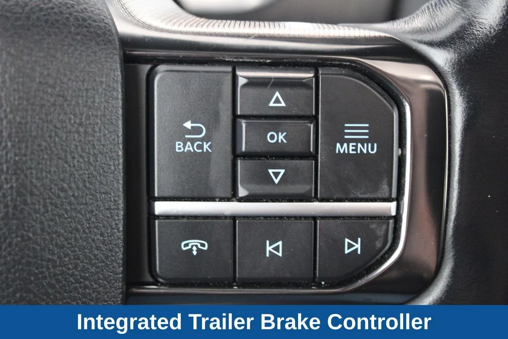 Used 2021 Silver Ford Platinum image 24