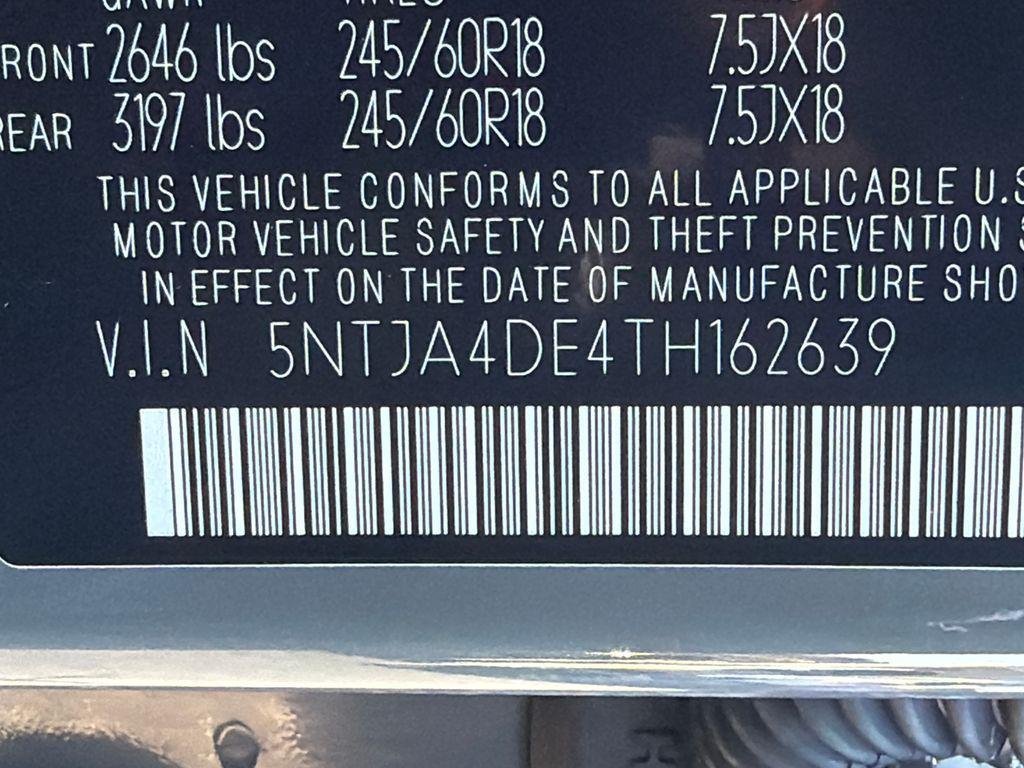 New 2026 Gray Hyundai SE FWD image 31