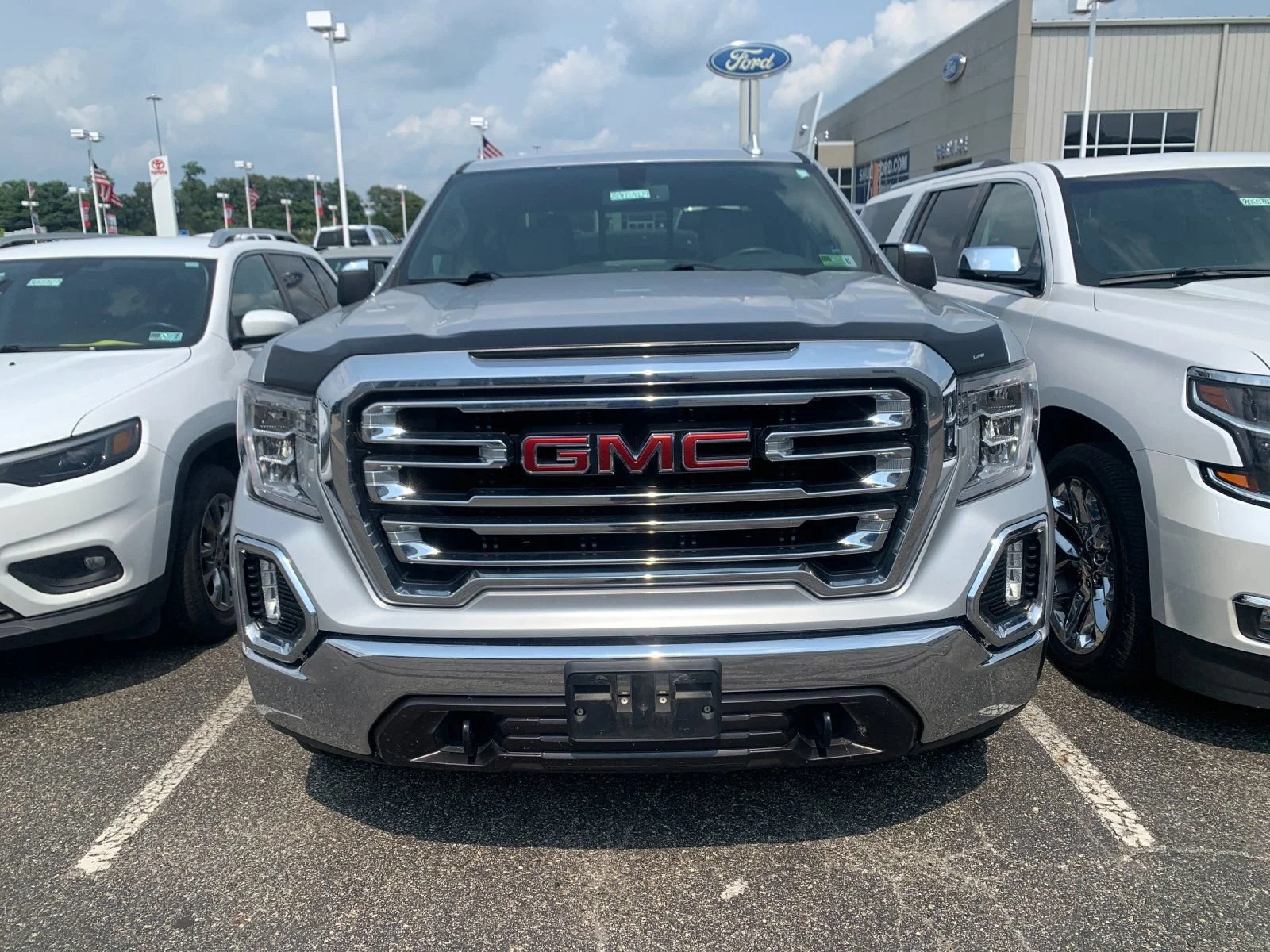 Used 2020 QUICKSILVER METALLIC GMC SLT image 5