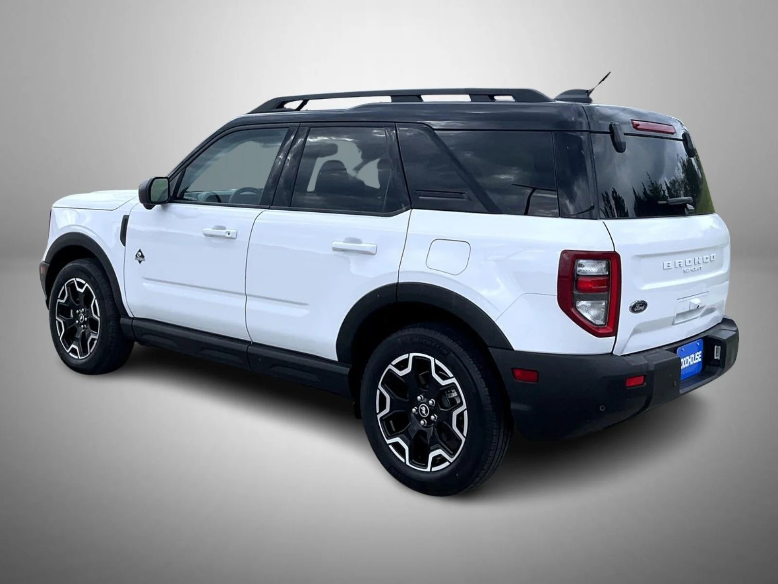 Used 2025 White Ford Outer Banks image 7