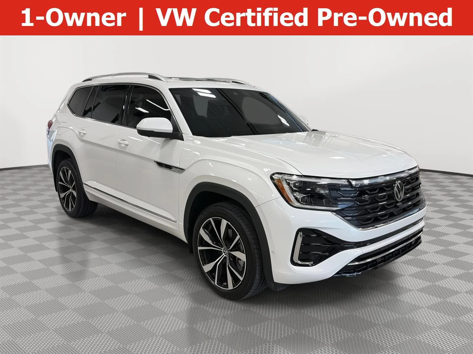 2024 Volkswagen Atlas 2.0T SEL Premium R-Line 4MOTION's photo