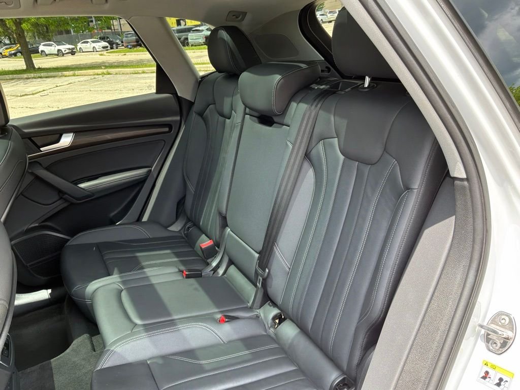 Used 2024  Audi 45 S line Premium image 21