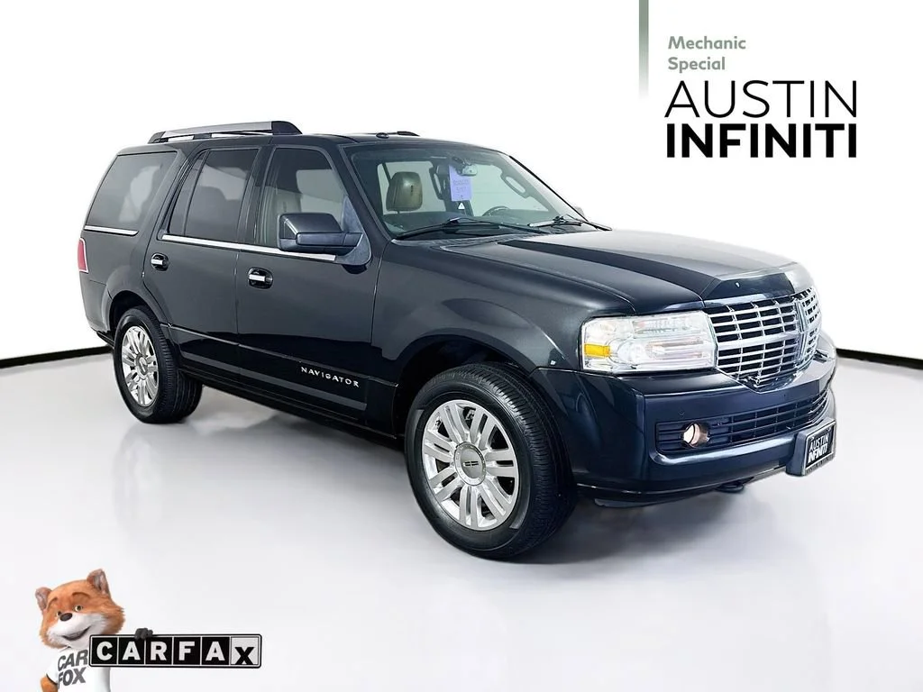 Used 2013 Black Lincoln Base image 1