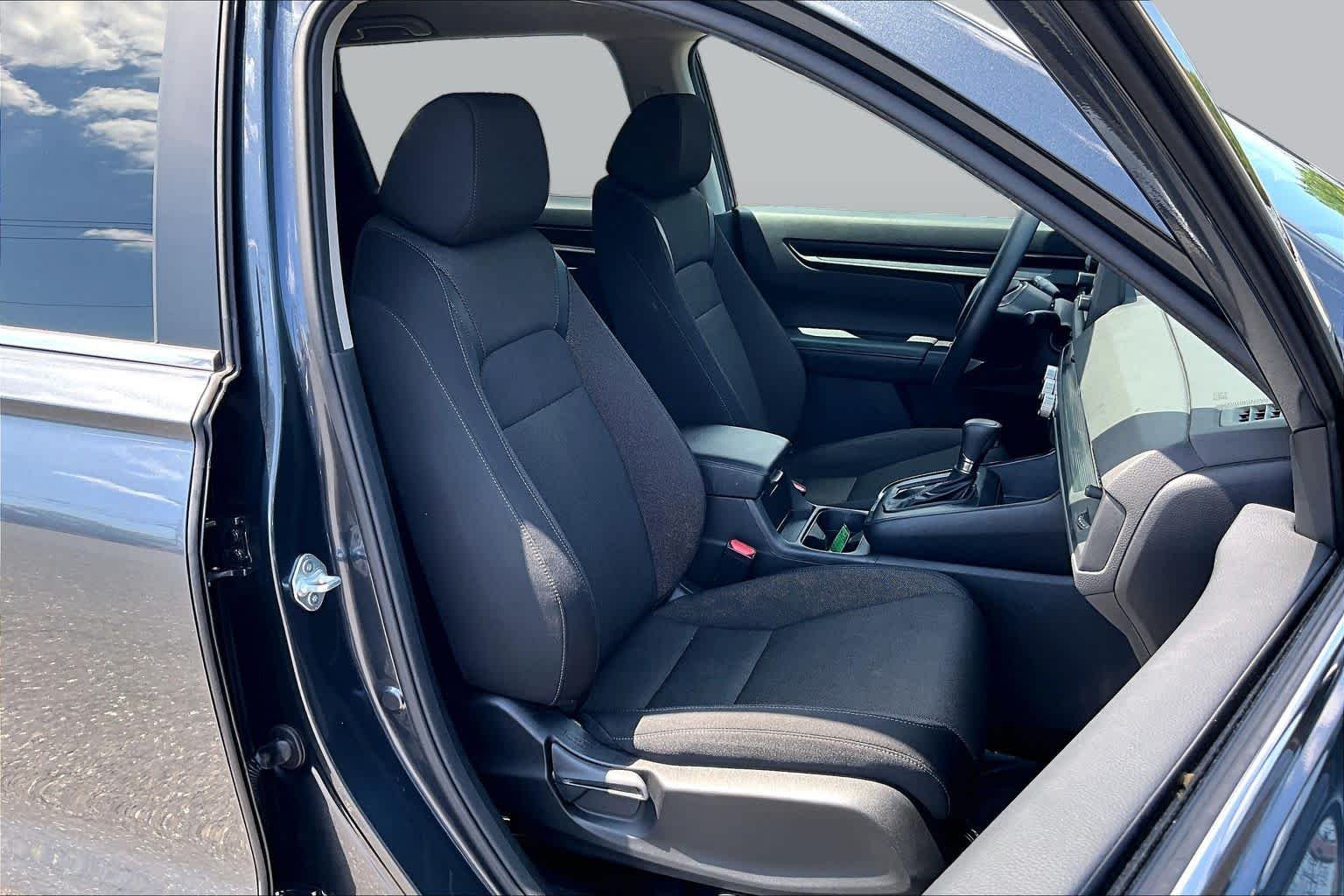 2023 Honda CR-V LX - Photo 9