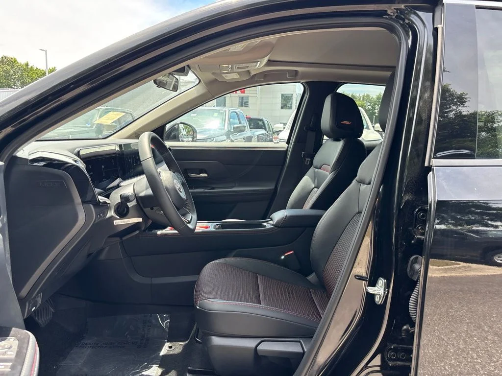 2026 Nissan KICKS SR AWD - Photo 14
