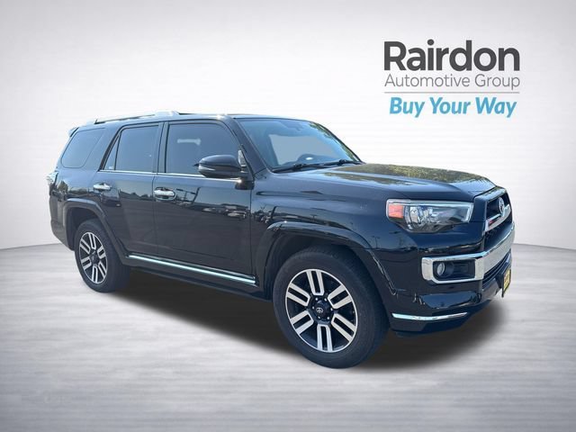 Used 2017 Midnight Black Metallic Toyota SR5 image 1