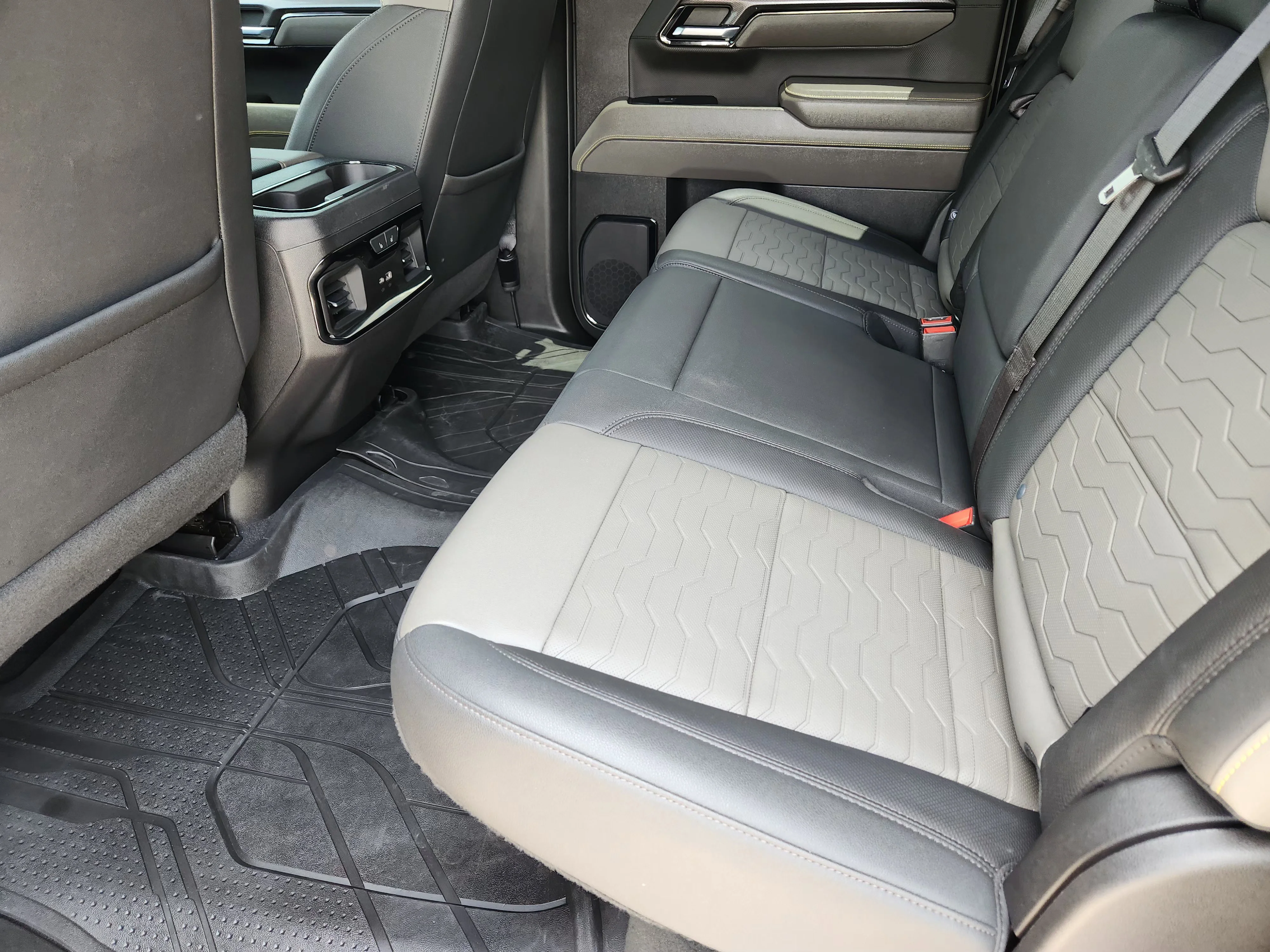 Used 2023 Sterling Gray Metallic Chevrolet ZR2 image 30