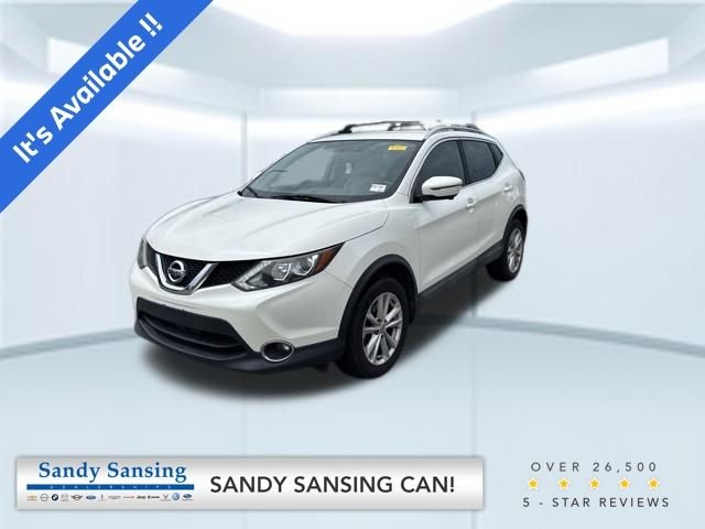 2017 Nissan Rogue Sport SV FWD's photo