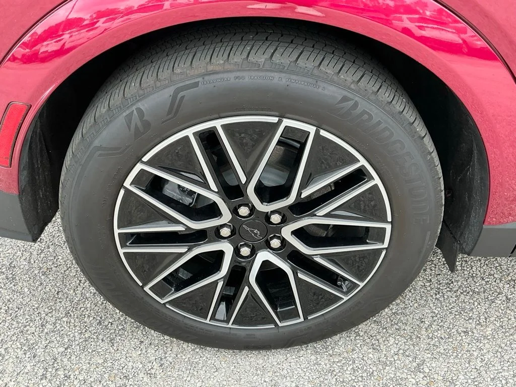 Used 2025 Red Ford Premium image 25