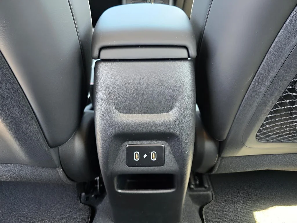 Used 2025 Intense Blue Hyundai Limited image 25