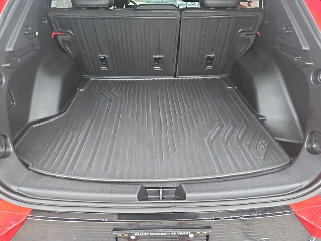 Used 2024 Red Hot Chevrolet 2LT image 23