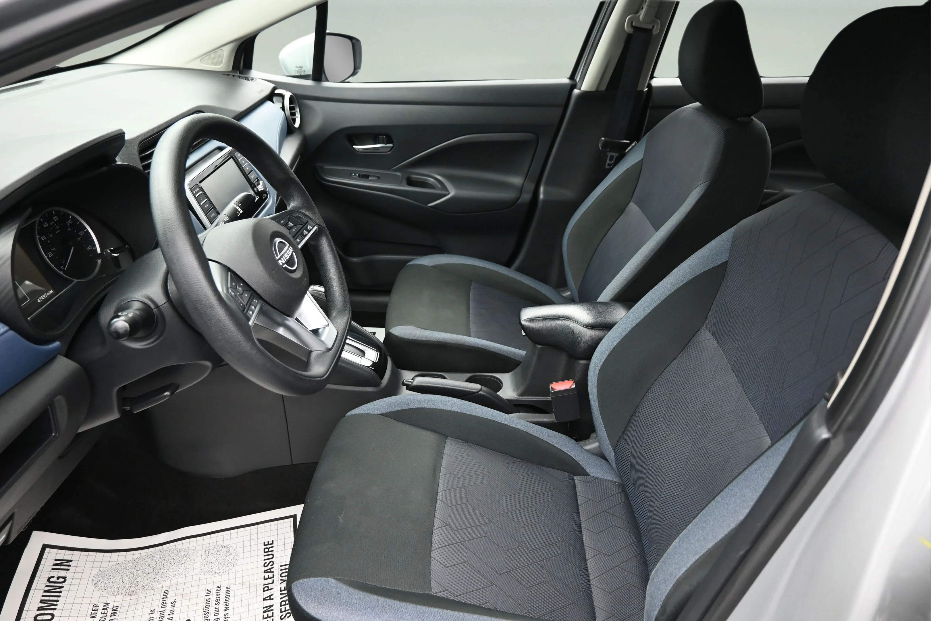 Used 2025 Brilliant Silver Metallic Nissan SV image 11
