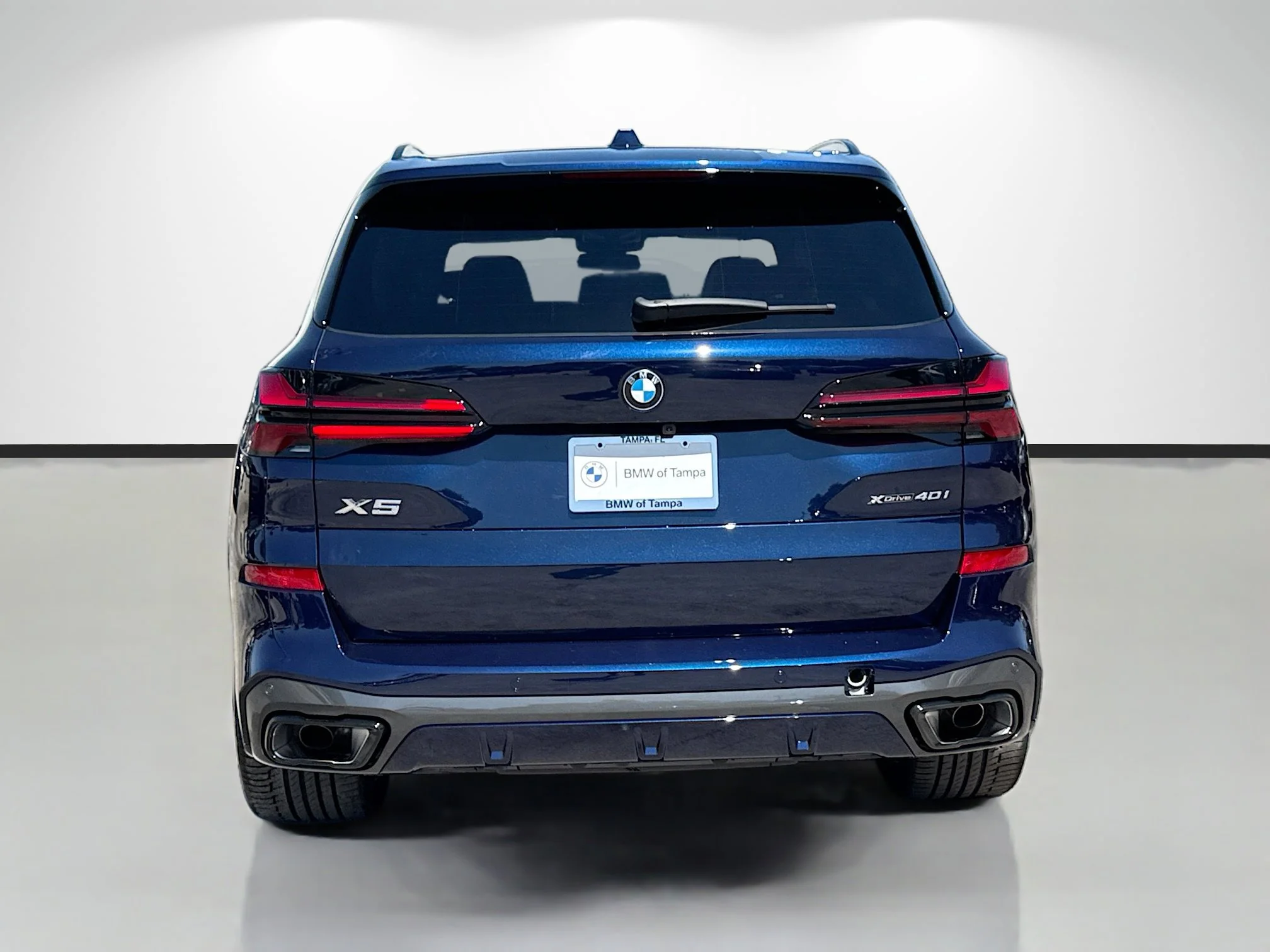 New 2026 Tanzanite Blue II Metallic BMW xDrive40i image 4