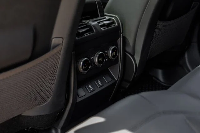 New 2026  Land Rover X-Dynamic SE image 46