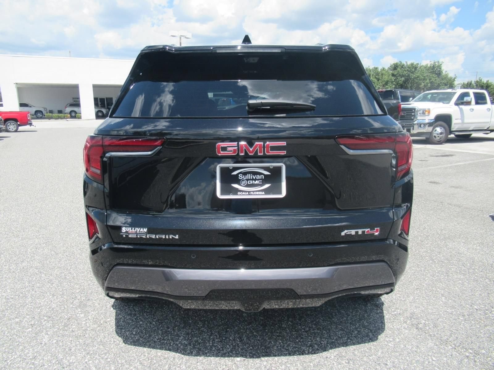 2027 GMC Terrain AT4 - Photo 6